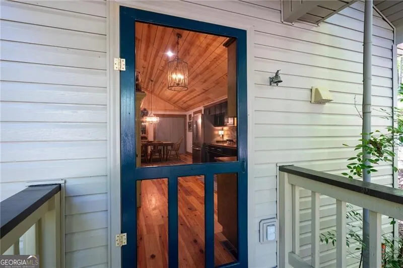 22 Noel LN Ellijay, GA 30540