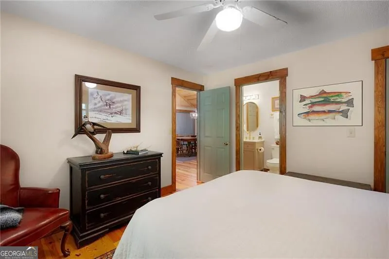22 Noel LN Ellijay, GA 30540