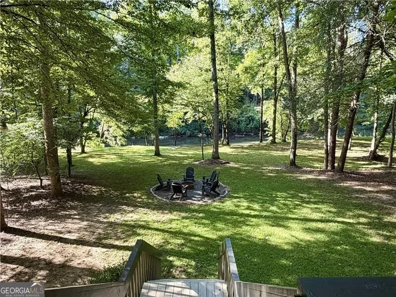 22 Noel LN Ellijay, GA 30540