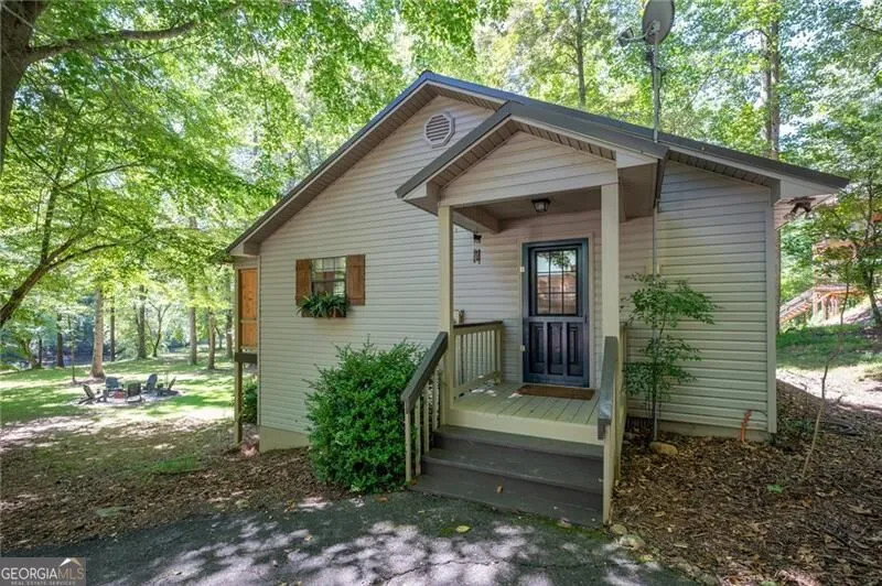 22 Noel LN Ellijay, GA 30540