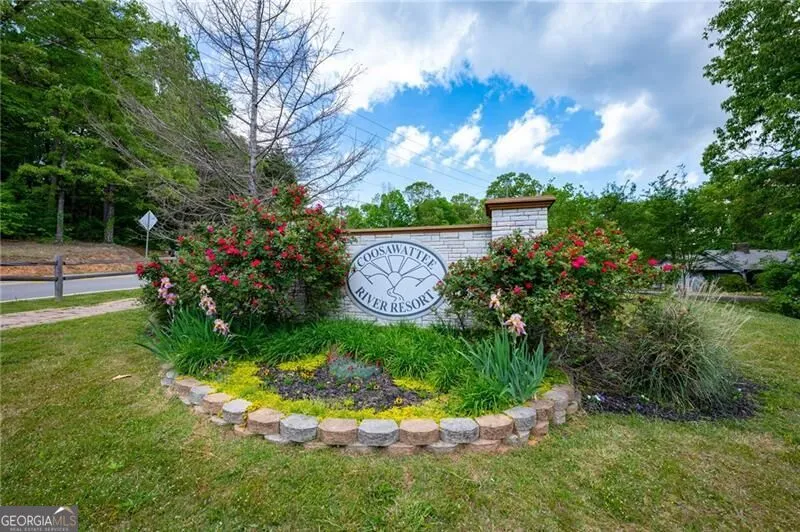 22 Noel LN Ellijay, GA 30540