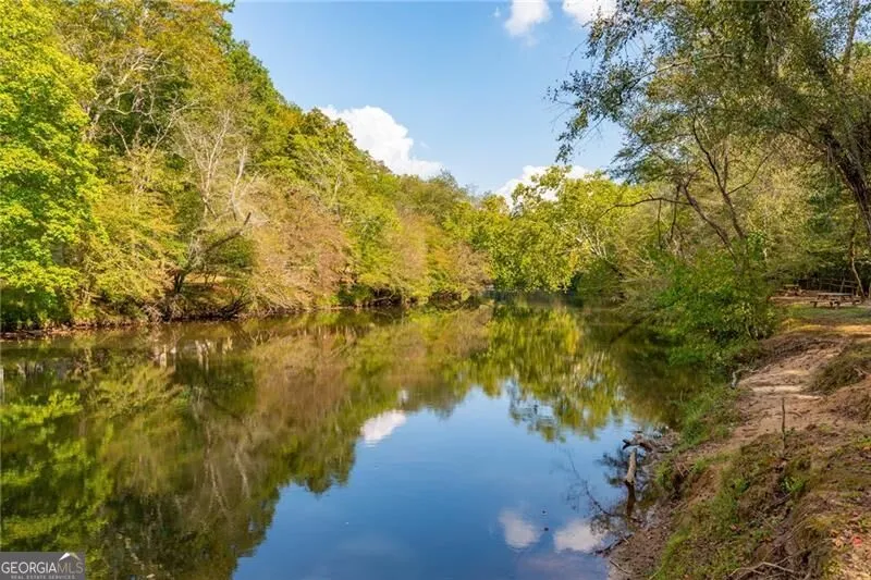22 Noel LN Ellijay, GA 30540