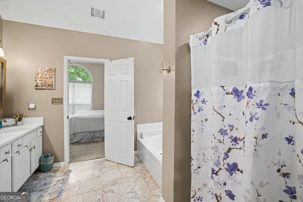 85 Woodstream DR Newnan, GA 30265