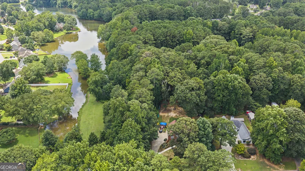 85 Woodstream DR Newnan, GA 30265