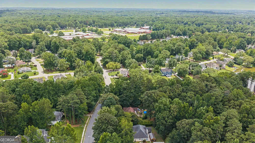 85 Woodstream DR Newnan, GA 30265