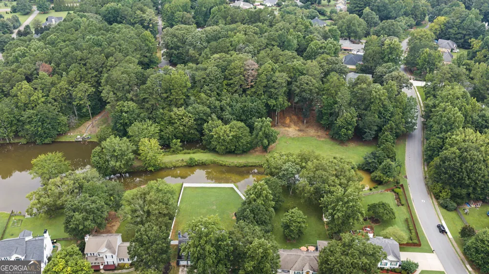 85 Woodstream DR Newnan, GA 30265