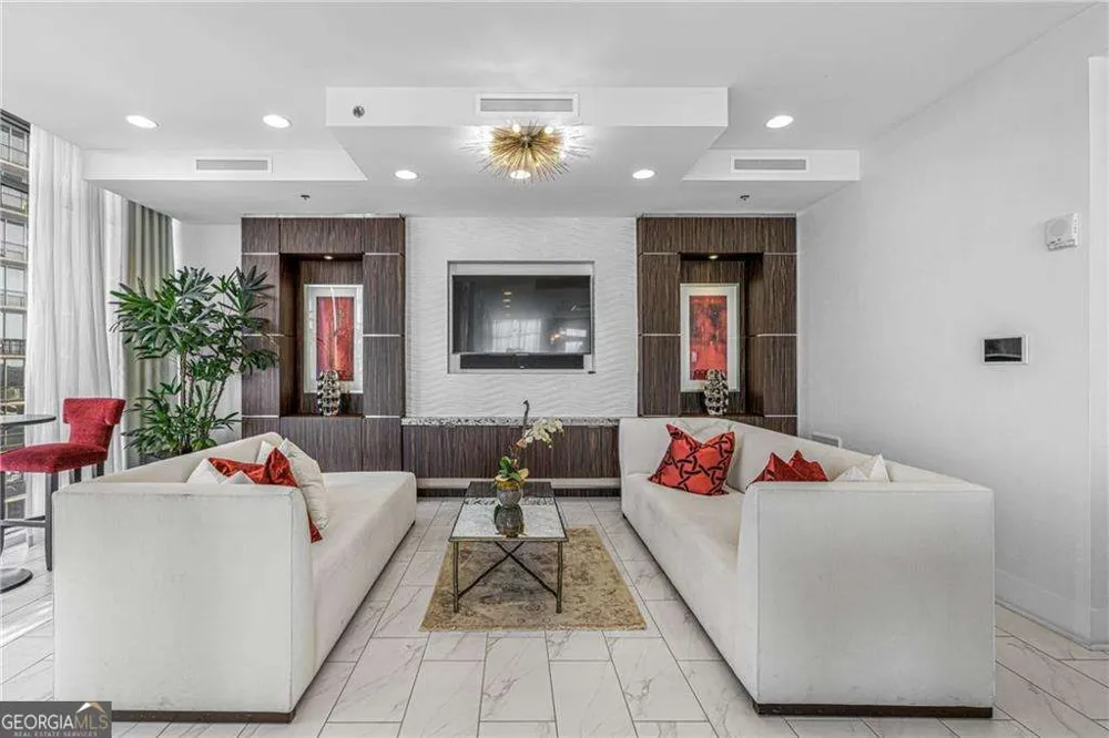 1065 Peachtree ST NE Atlanta, GA 30309