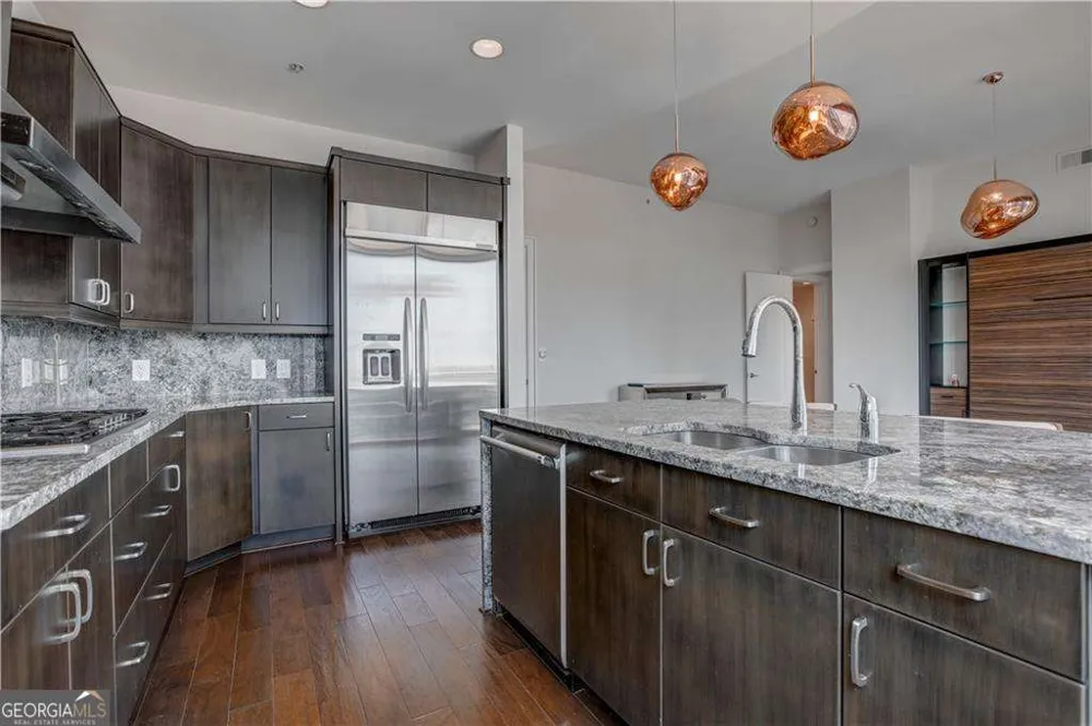 1065 Peachtree ST NE Atlanta, GA 30309