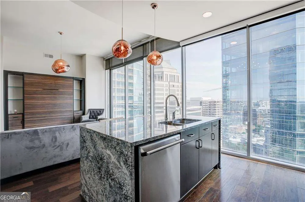 1065 Peachtree ST NE Atlanta, GA 30309