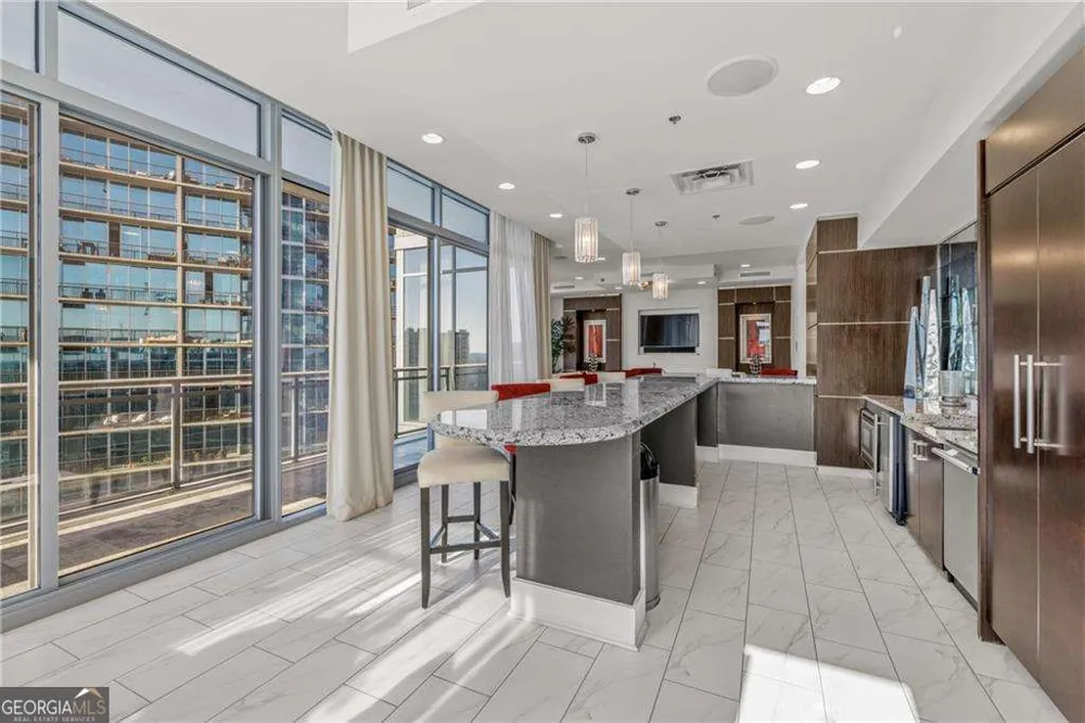 1065 Peachtree ST NE Atlanta, GA 30309