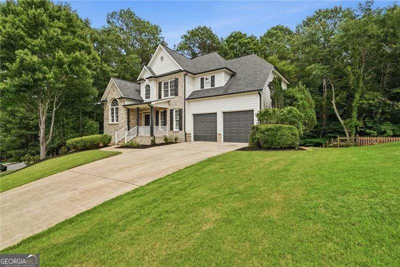 112 Adelaide XING Acworth, GA 30101
