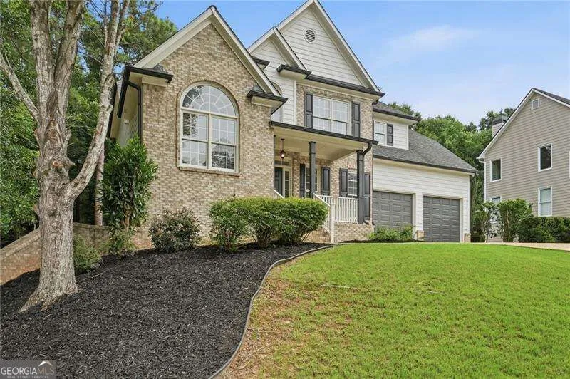 112 Adelaide XING Acworth, GA 30101