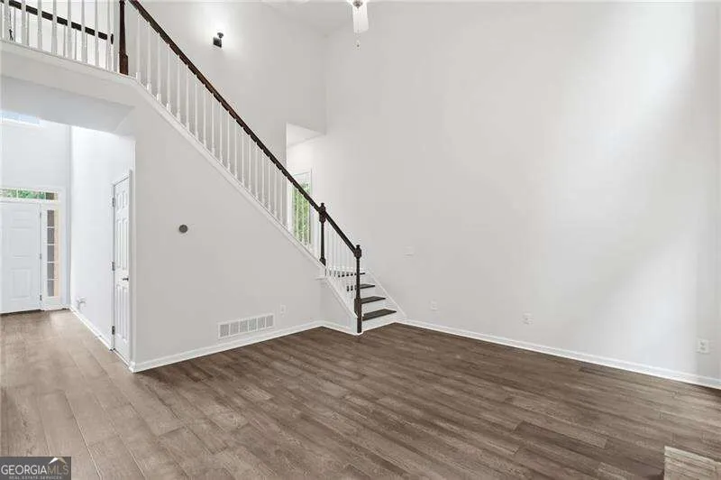 112 Adelaide XING Acworth, GA 30101