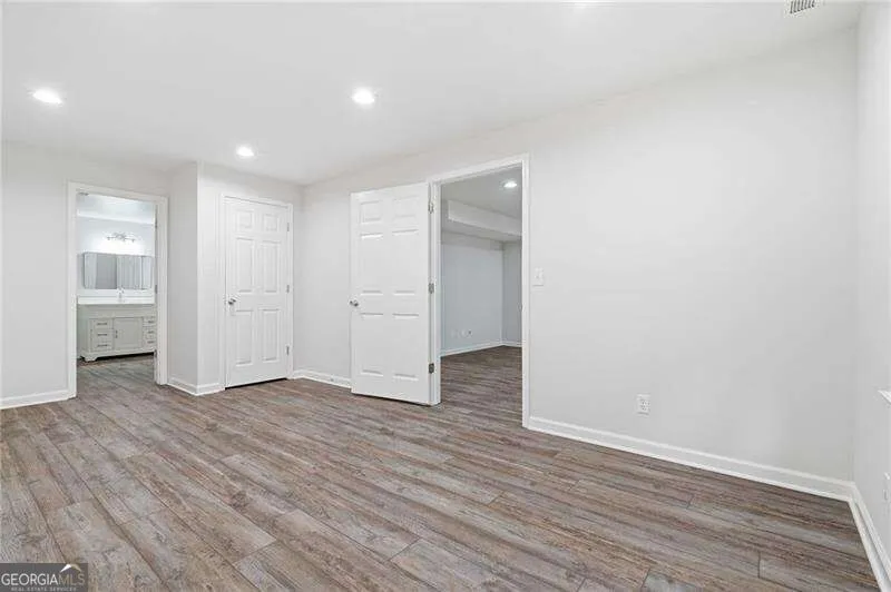112 Adelaide XING Acworth, GA 30101