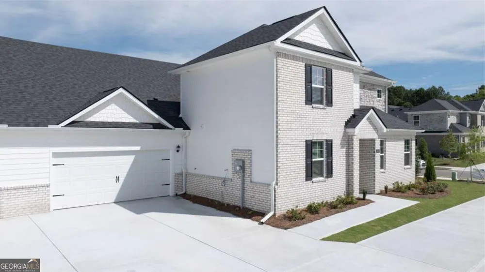 520 SILVER MOON DR Loganville, GA 30052