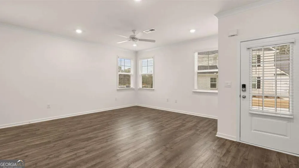 520 SILVER MOON DR Loganville, GA 30052