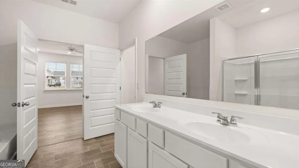 520 SILVER MOON DR Loganville, GA 30052