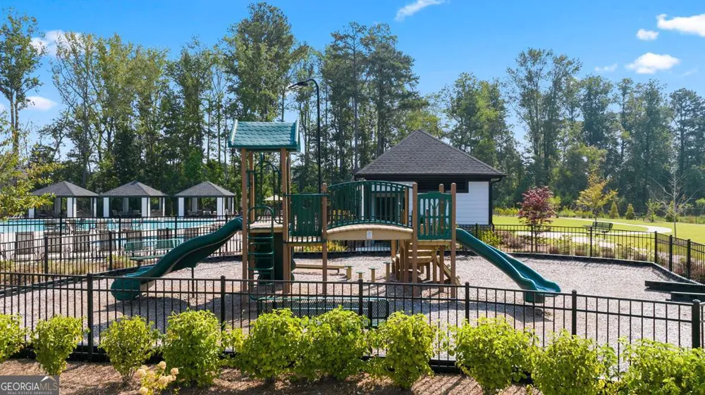 520 SILVER MOON DR Loganville, GA 30052