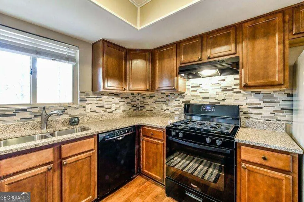 53 Doranne CT Smyrna, GA 30080