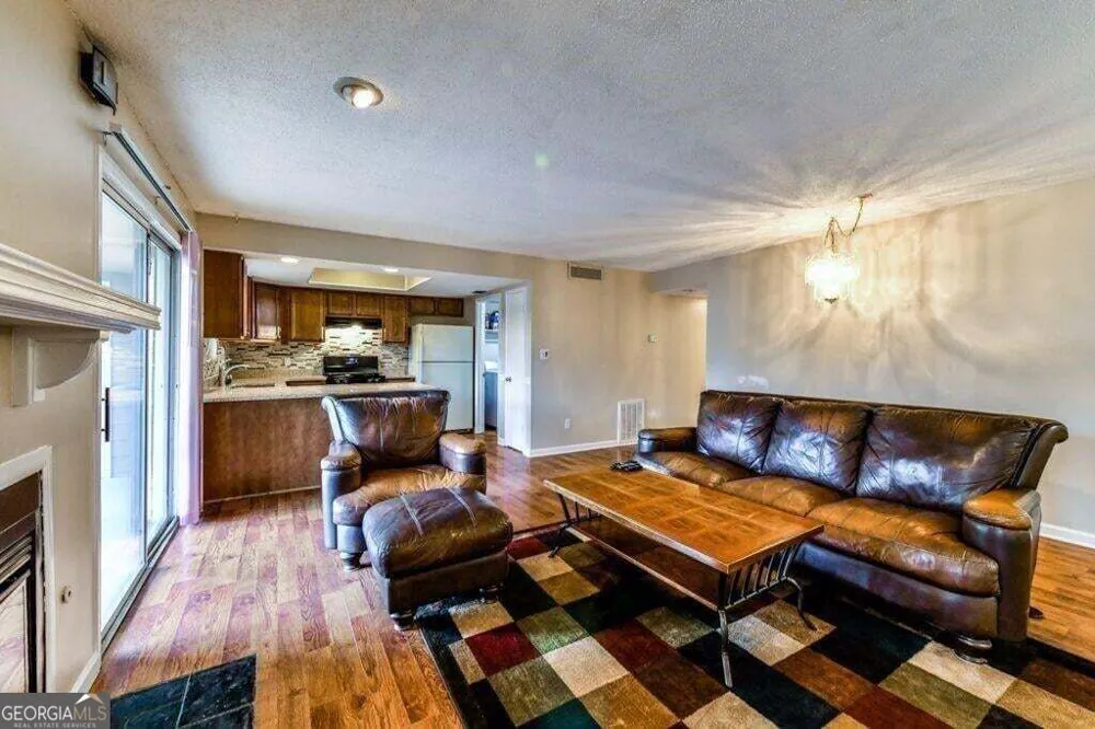 53 Doranne CT Smyrna, GA 30080