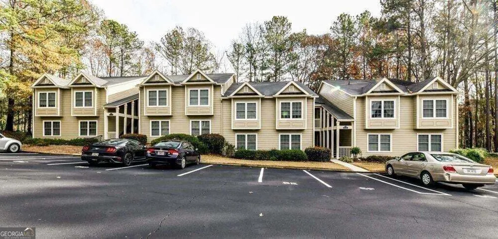 53 Doranne CT Smyrna, GA 30080