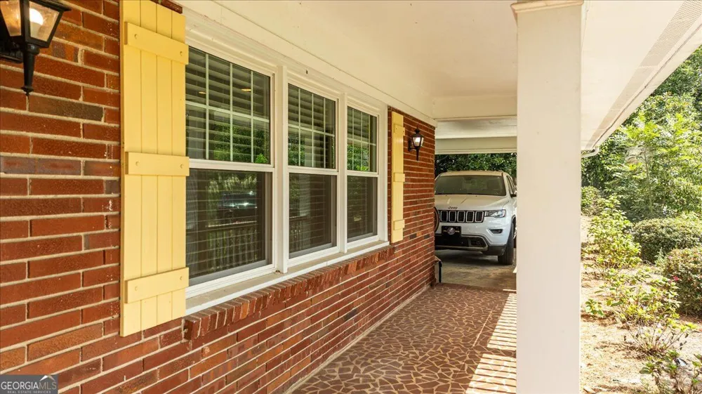 580 Hurt RD SW Smyrna, GA 30082