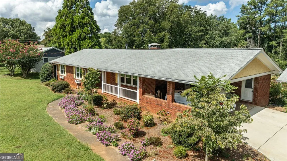 580 Hurt RD SW Smyrna, GA 30082