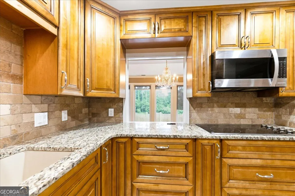 580 Hurt RD SW Smyrna, GA 30082