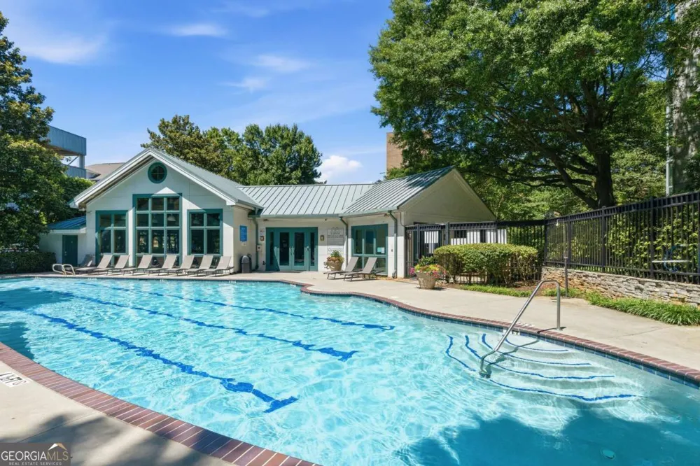 2870 Pharr Court South NW Atlanta, GA 30305
