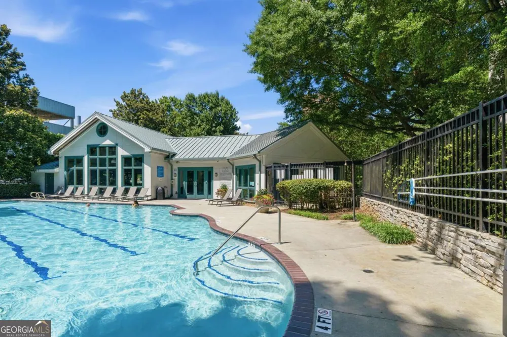 2870 Pharr Court South NW Atlanta, GA 30305