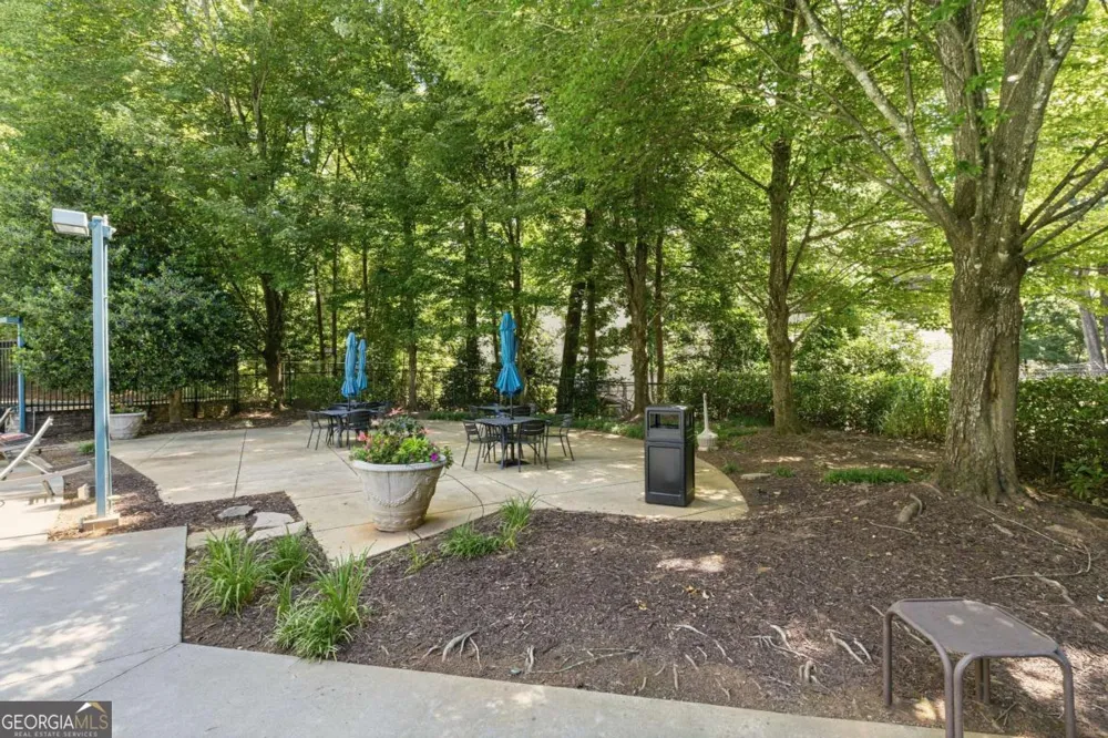 2870 Pharr Court South NW Atlanta, GA 30305