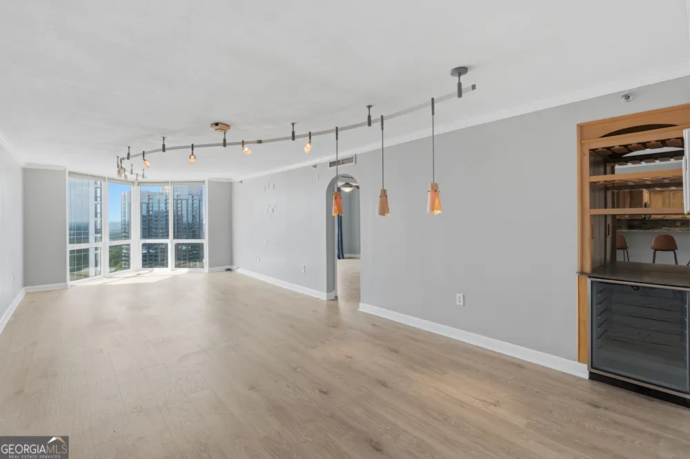 2870 Pharr Court South NW Atlanta, GA 30305