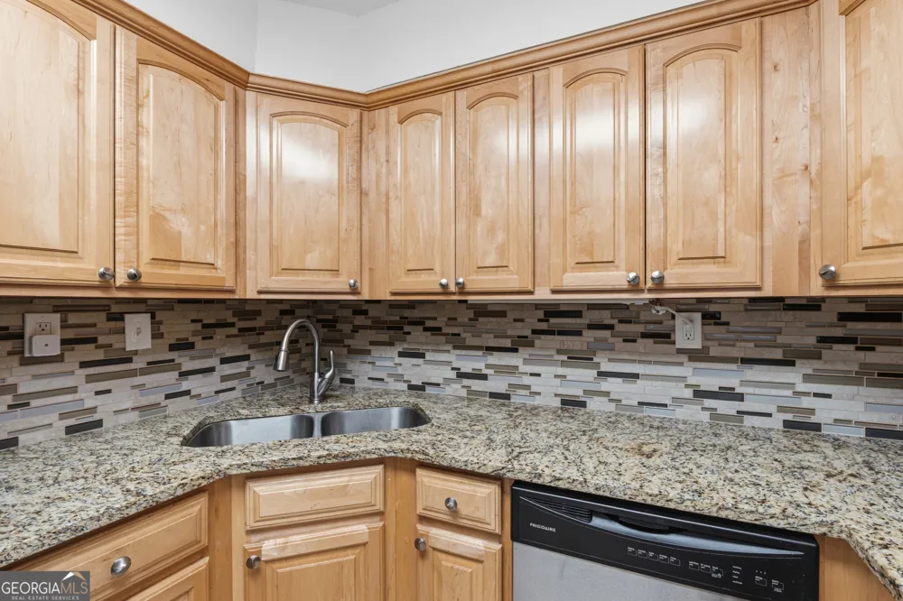 2870 Pharr Court South NW Atlanta, GA 30305