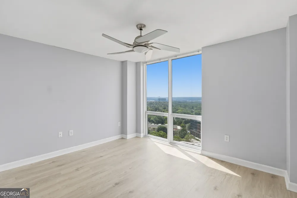 2870 Pharr Court South NW Atlanta, GA 30305