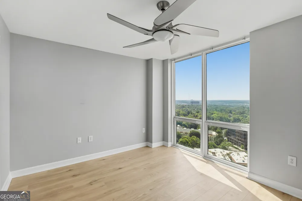2870 Pharr Court South NW Atlanta, GA 30305