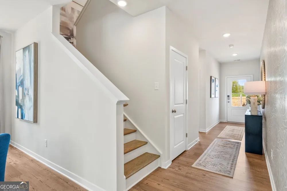 8051 Dickens DR Fairburn, GA 30213