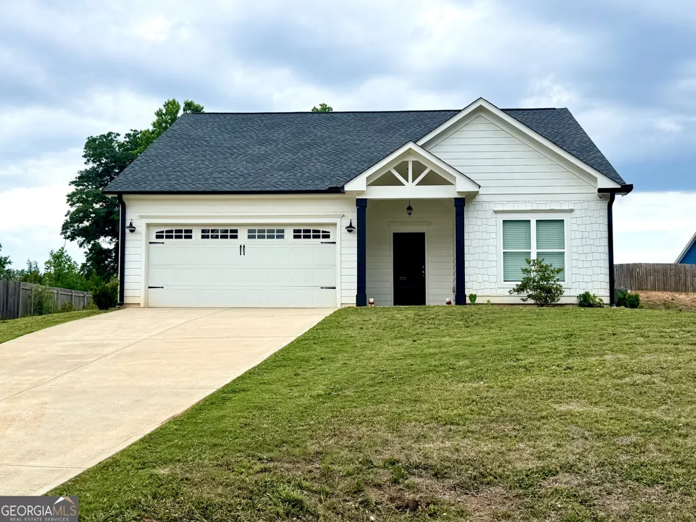 308 N Point CIR Hartwell, GA 30643