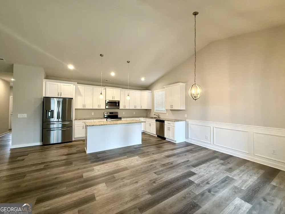 308 N Point CIR Hartwell, GA 30643