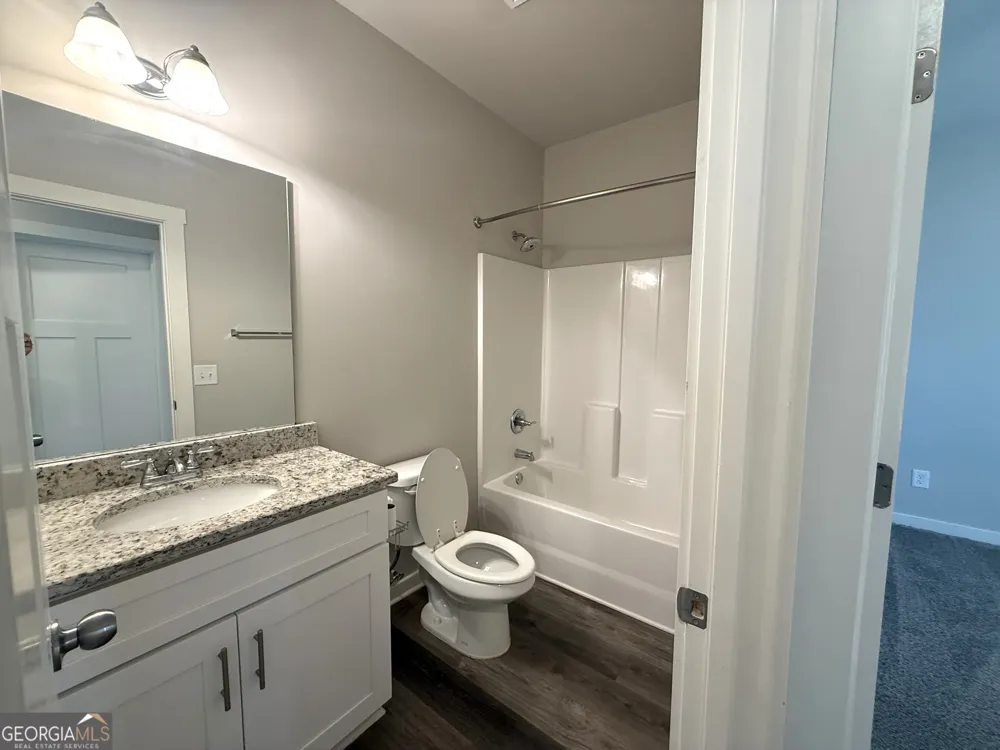 308 N Point CIR Hartwell, GA 30643