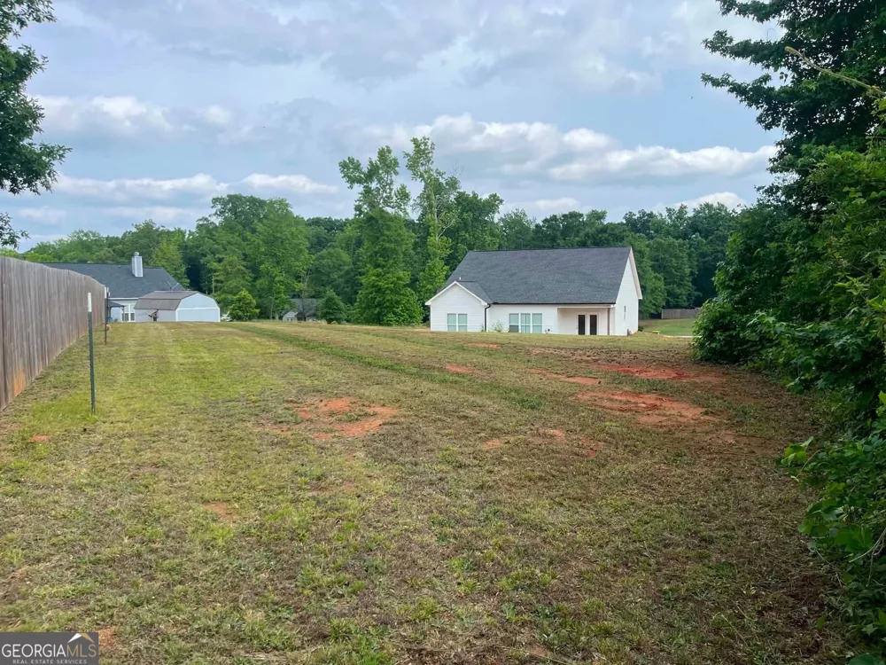 308 N Point CIR Hartwell, GA 30643