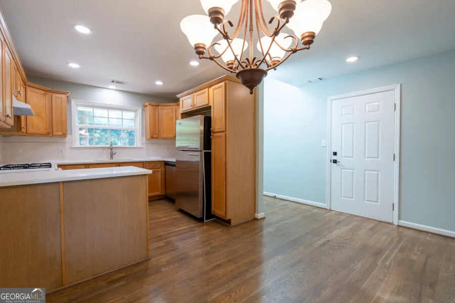 819 Gaston Atlanta, GA 30310