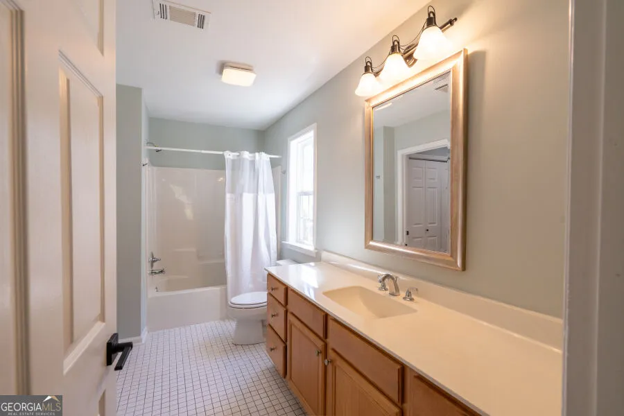 819 Gaston Atlanta, GA 30310