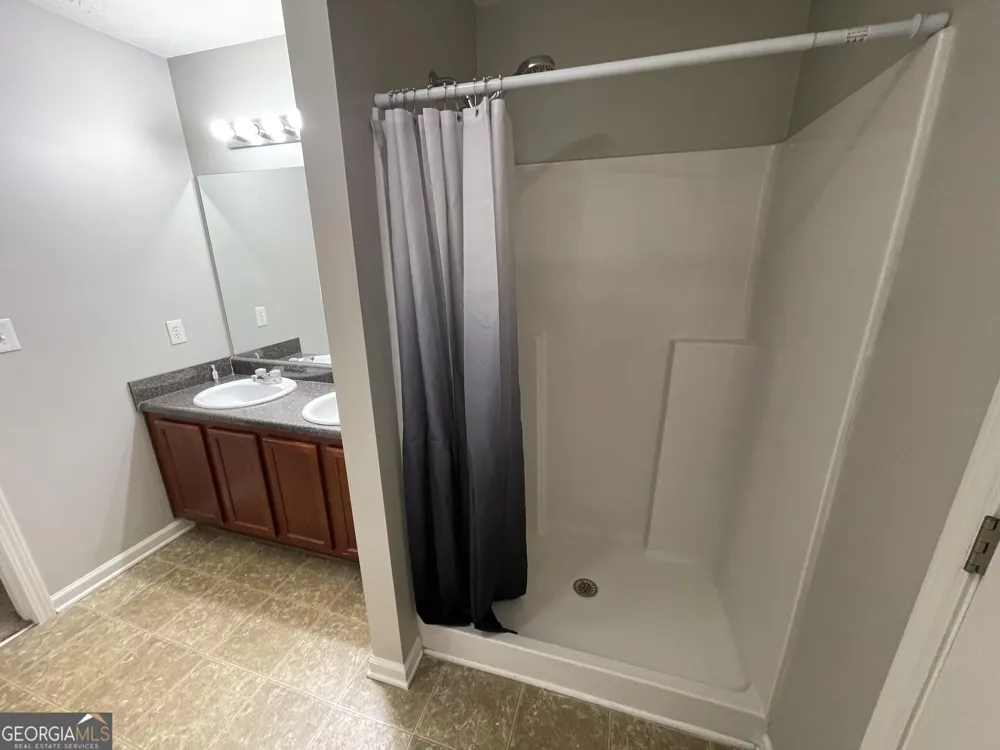 5765 Shoals Place TRL Atlanta, GA 30349