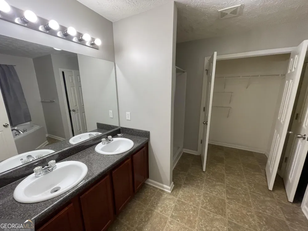 5765 Shoals Place TRL Atlanta, GA 30349