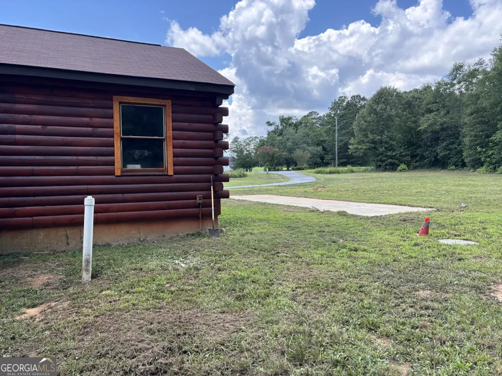1314 Cheatham RD Griffin, GA 30223