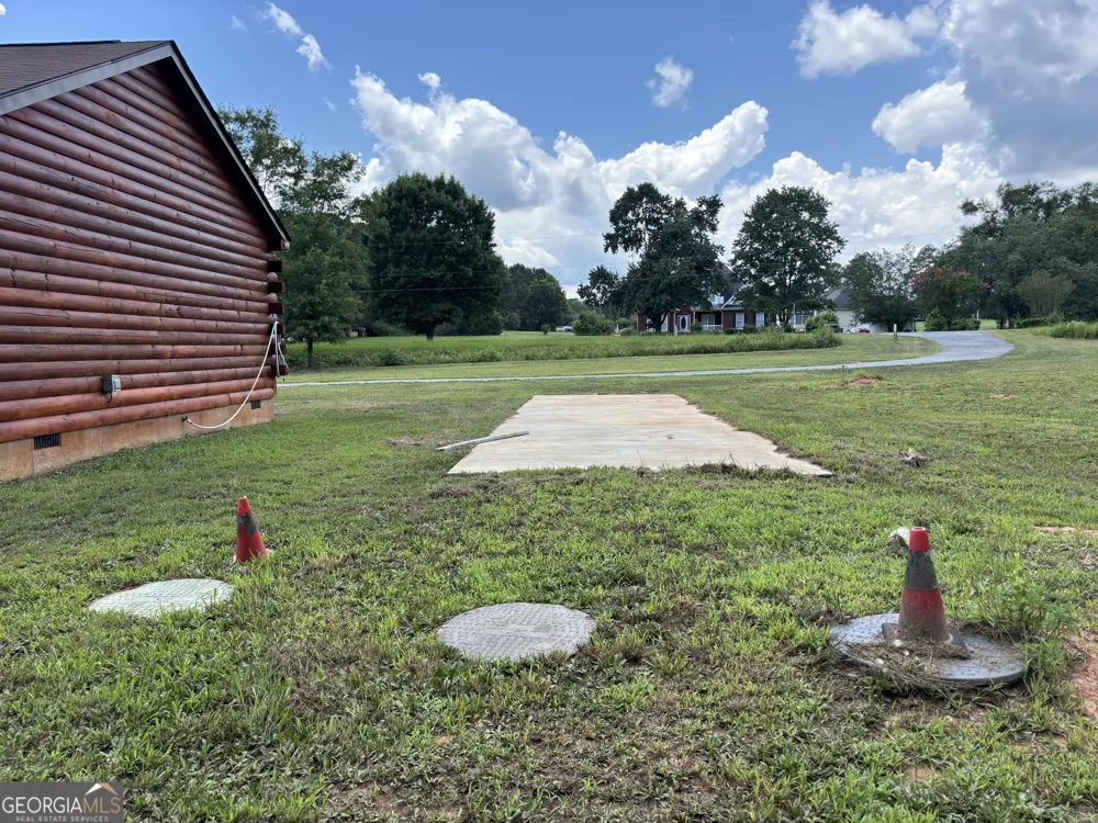 1314 Cheatham RD Griffin, GA 30223