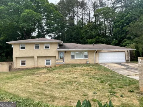 1142 Hilburn DR SE