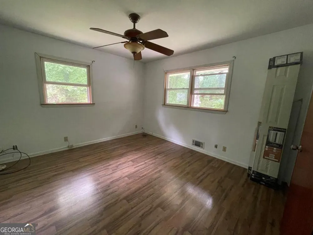1142 Hilburn DR SE Atlanta, GA 30316