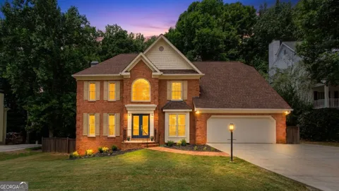 1405 Holly Lake CIR