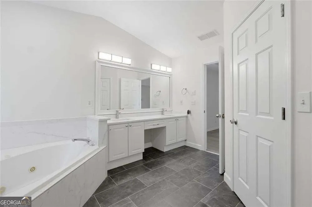 3920 Shiloh Ridge RUN Suwanee, GA 30024